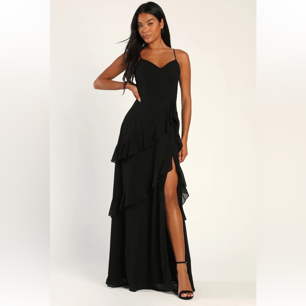 NWT Lulus Ruffle Maxi Dress